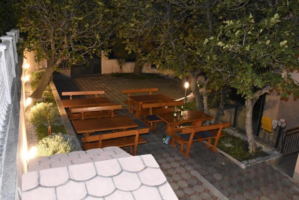 Apartmani Mira Klenovica Εξωτερικό φωτογραφία