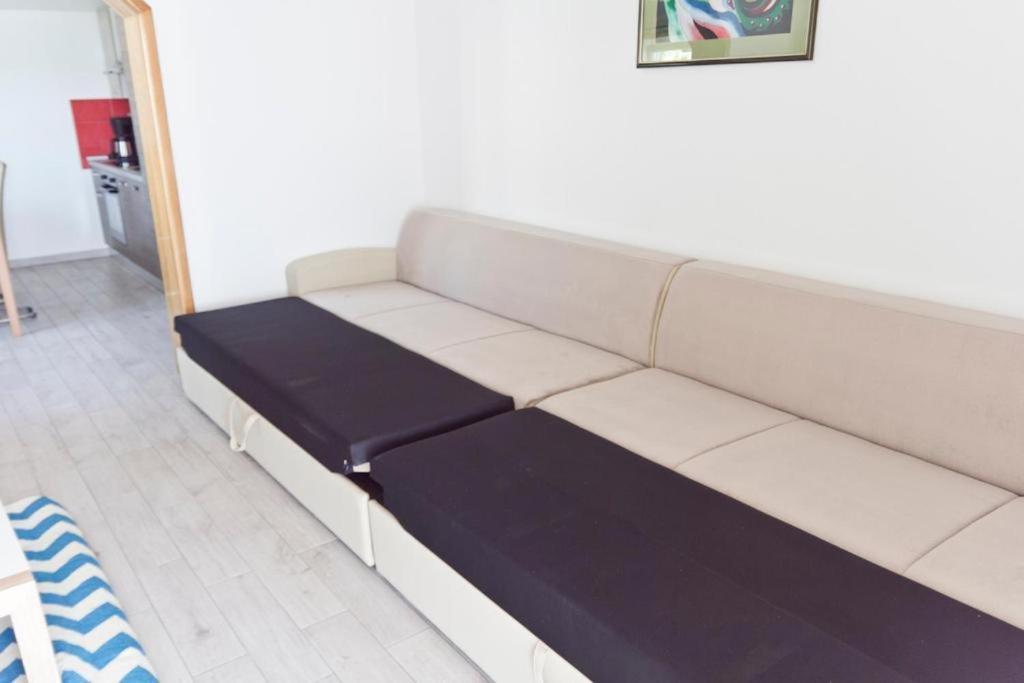 Apartmani Mira Klenovica Εξωτερικό φωτογραφία