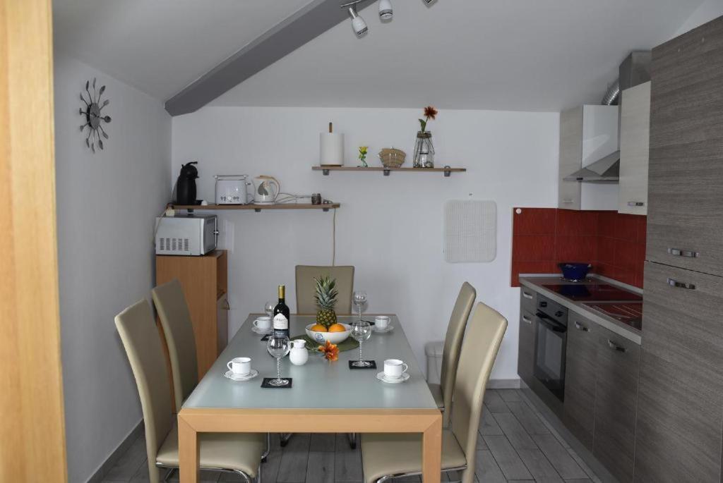 Apartmani Mira Klenovica Εξωτερικό φωτογραφία